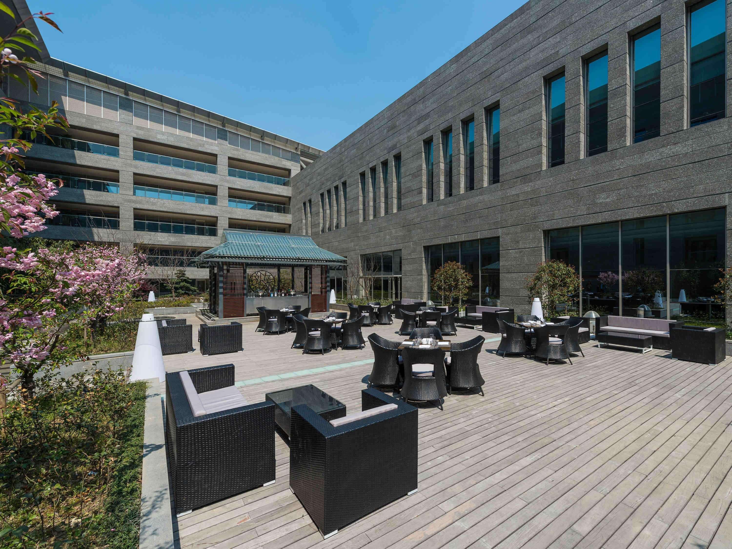 Novotel Jinji Lake Suzhou Sip Buitenkant foto